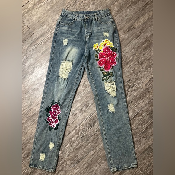Vintage boho Embroidered Floral Straight Leg Jeans - Picture 1 of 13